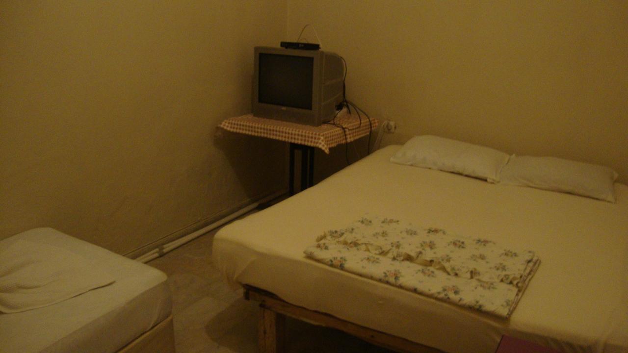 Degerli Motel Seferihisar Bagian luar foto